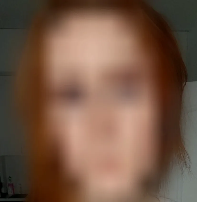 Nawal, 22 anni