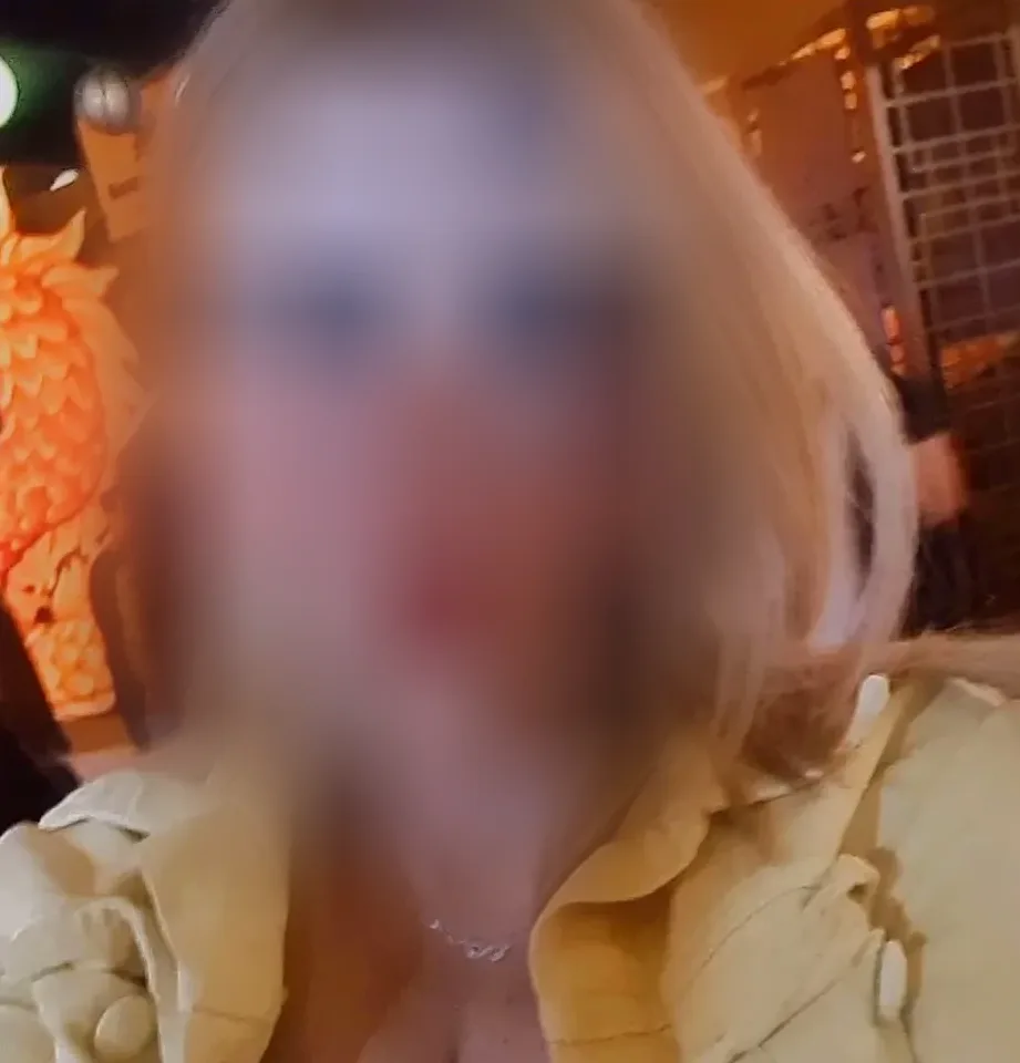 Rebecca, 35 anni